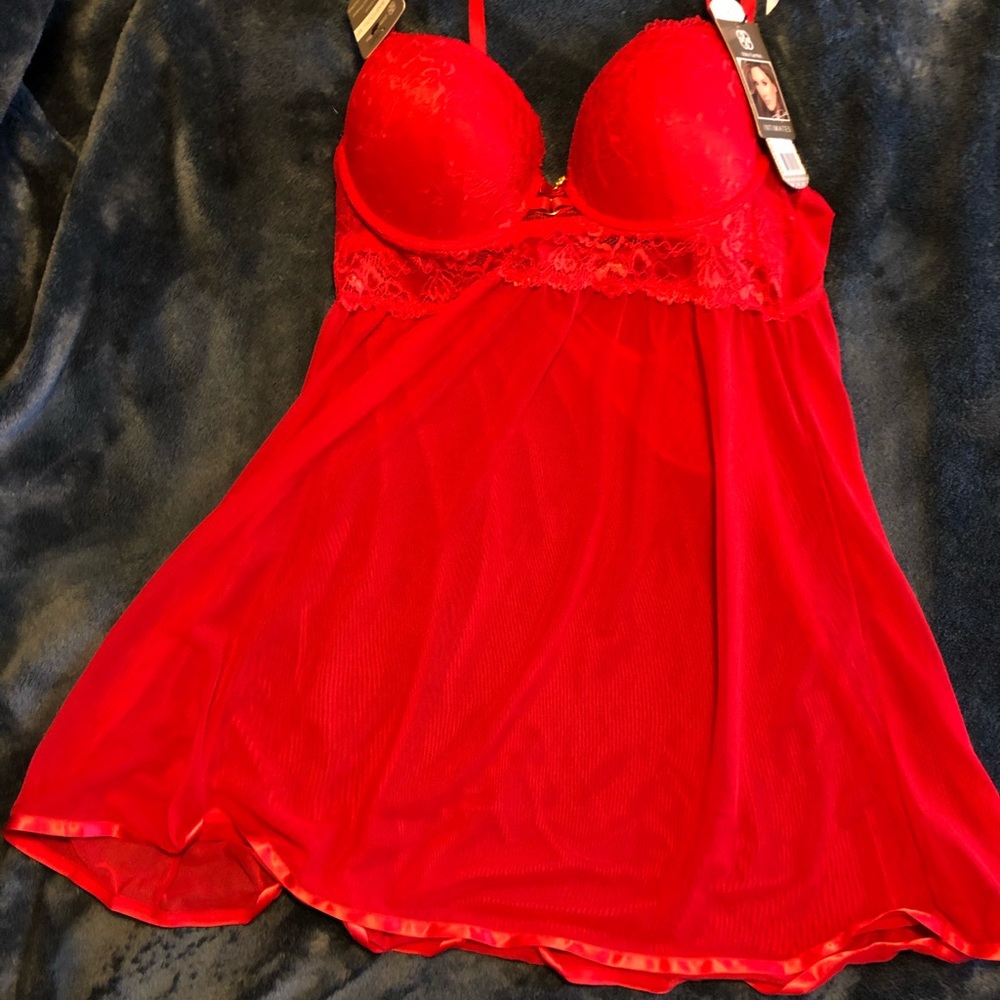 NWT Daisy Fuentes babydoll set